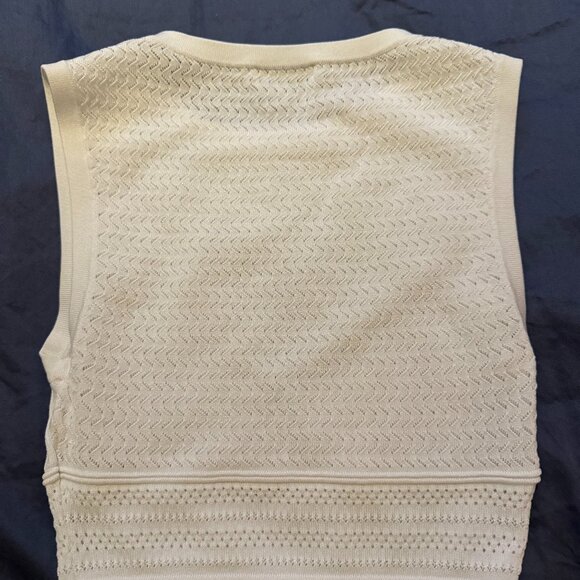 Aritzia Babaton Sculpt Knit Tank Top XS White Ribbed Crop Patterned - Picture 3 of 4